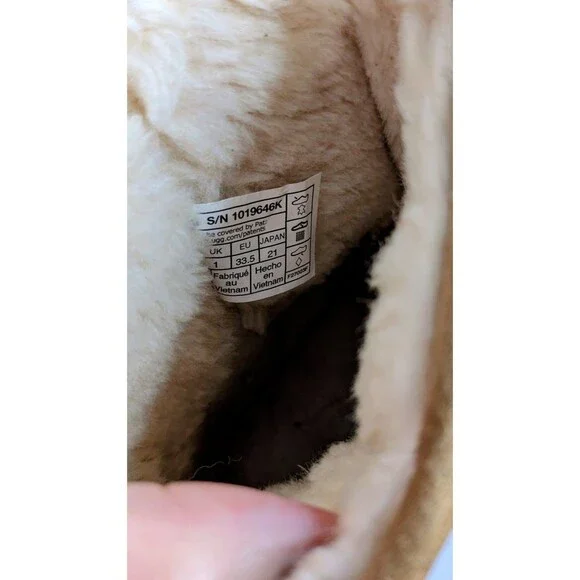 UGG Kids Classic Boots Size 2 Short Weather K/1019646K Chestnut 100% Authentic - Picture 11 of 12